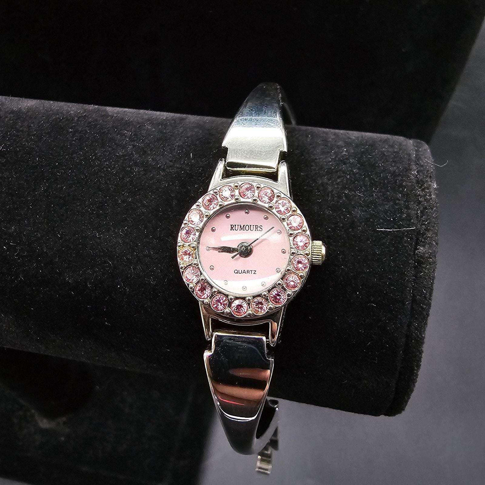 Rumours Pink Leather Band Watch Vintage Y2K Coquette Soft Girl Style Valentines Slim Coquette Bow Leather Apple Watch Strap - Pink – Lemon  main image 2