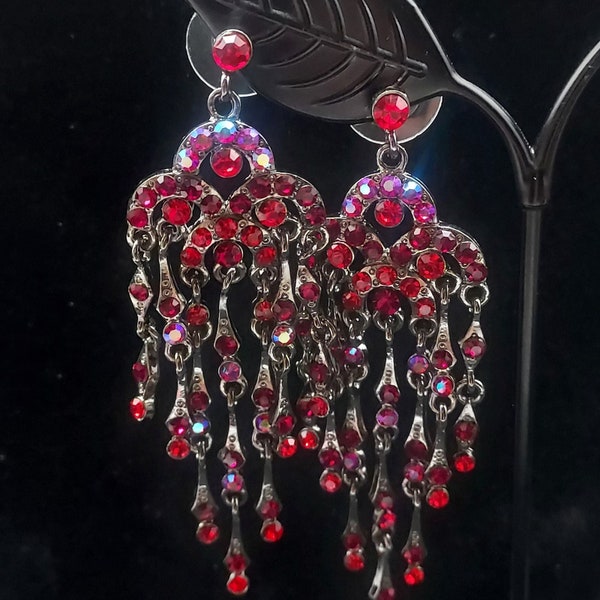 Red Purple Swarovski Crystal Rhinestone Chandelier Earrings Silver Tone