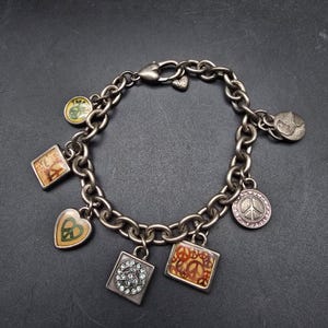 Pulsera con dije del símbolo de la paz de Brighton, tono plateado, bisutería imagen 8
