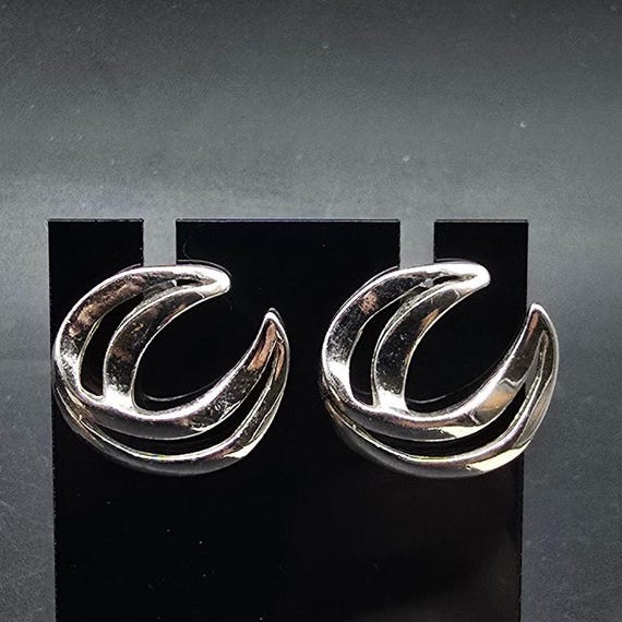 Silver Tone Curved Crescent Half Moon Earrings Pierced