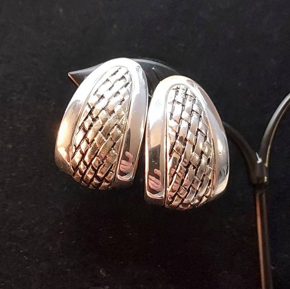 Monet Silver Tone Half Hoop Chunky Clip On Earrin… - image 8