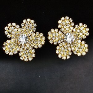 Rhinestone Flower Clip On Earrings Gold Tone Vintage Glam Costume Jewelry Floral