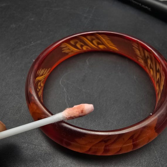 Reverse Carved Bakelite Bangle Bracelet Vintage P… - image 3