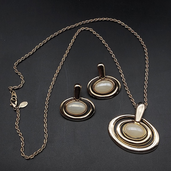 Park Lane Necklace Earrings Set Doorknocker Gold Tone Faux Pearl Vintage Jewelry