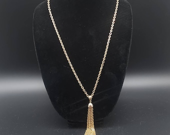 Vintage Sarah Coventry Gold Tone Tassel Pendant Chain Necklace