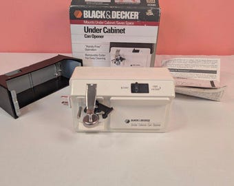 Vintage Black & Decker Under Cabinet Can Opener EC59D White Missing Screws