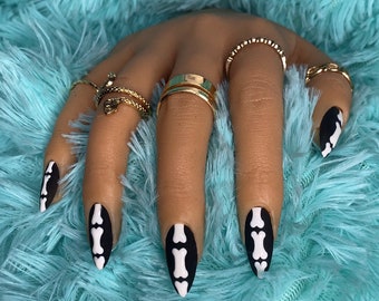 Teddy Bonesavelt II Black and White Glow in the Dark Bones Halloween Press on Nails