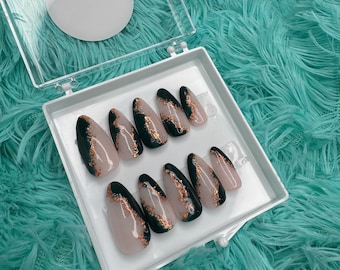 Forest Green Press on Nails with Rose Gold Flakes (Mani)