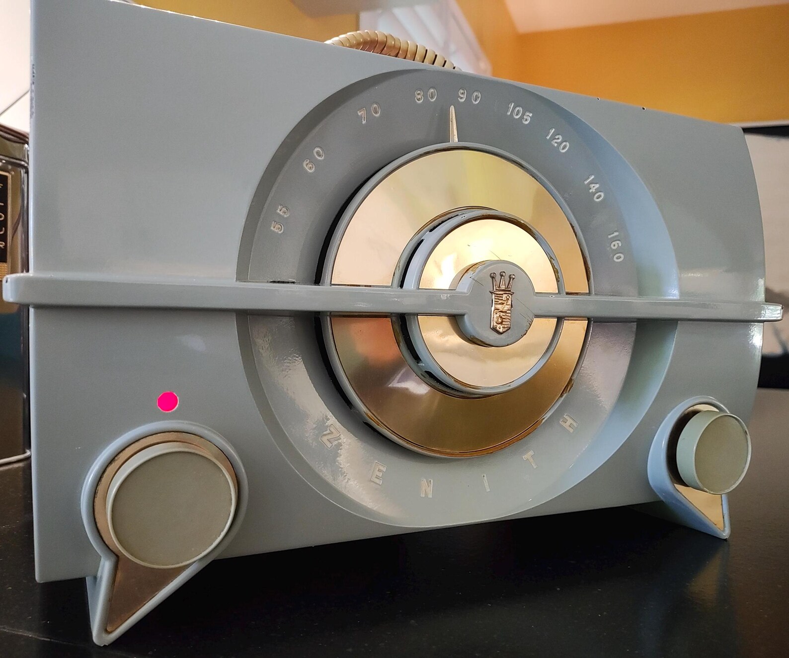 Hard-to-find 1950s Gray Zenith Radio With Handle: Now a Bluetooth ...