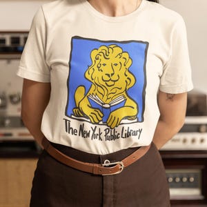 Vintage New York Library Tee Niepowtarzalne Znajdź Unisex Bookworm Idealny prezent