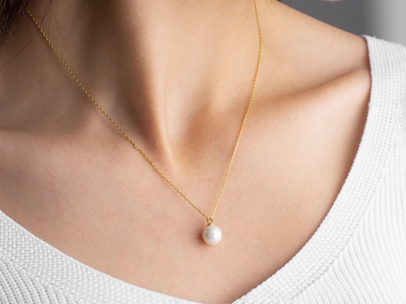 Dainty Pearl Drop Knot Pendant Necklace | Caitlyn Minimalist