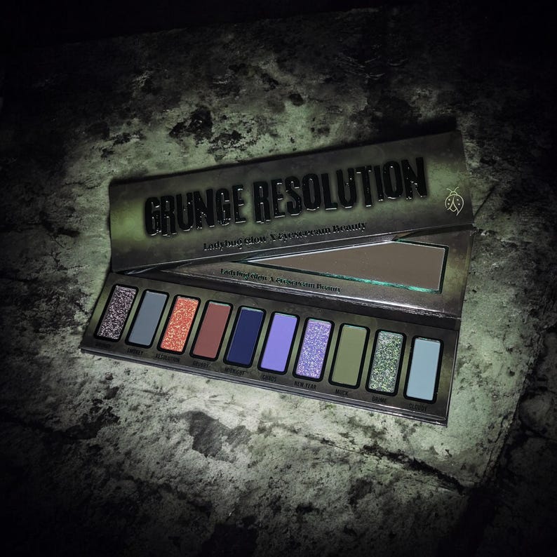 Grunge Resolution Palette image 1