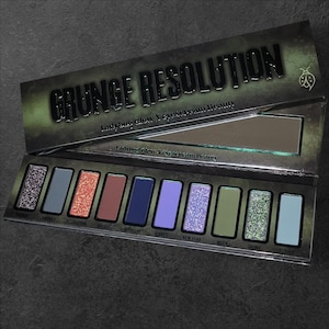 Grunge Resolution Palette image 3