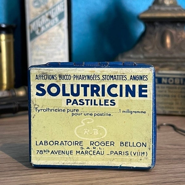 Pastilles Solutricine ancienne boîte de pilules apothicaire en tôle - Cabinet de curiosités, médicament vintage, médecine vintage retro