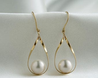 7.5mm Akoya Pearl Teardrop Hook Earrings, 18K Solid Yellow Gold, Japanese Seawater Pearl, Handmade