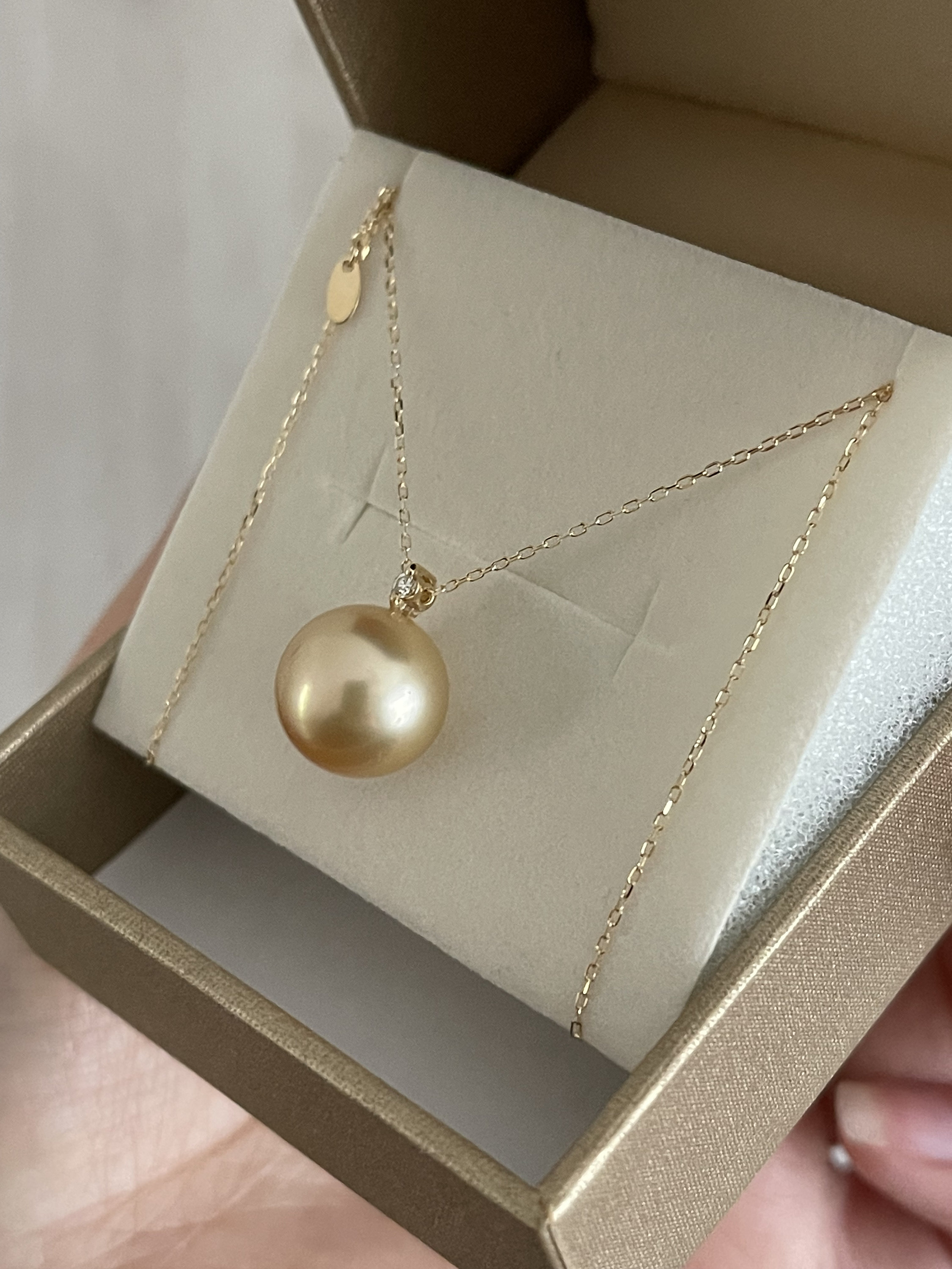 Golden South Sea Pearl Pendant Necklace 18k Solid Yellow Gold White ...