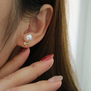 Mixed Color Topaz 7.5mm Akoya Seawater Pearl Stud Earrings 18K Solid Yellow Gold, Japanese Seawater Pearl, Handmade