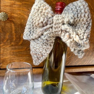 Rustic Wine Bottle Bow, Wine Bottle Decoration, Wine Topper, Wine Bottle Accessory, Gift for Wine Lover