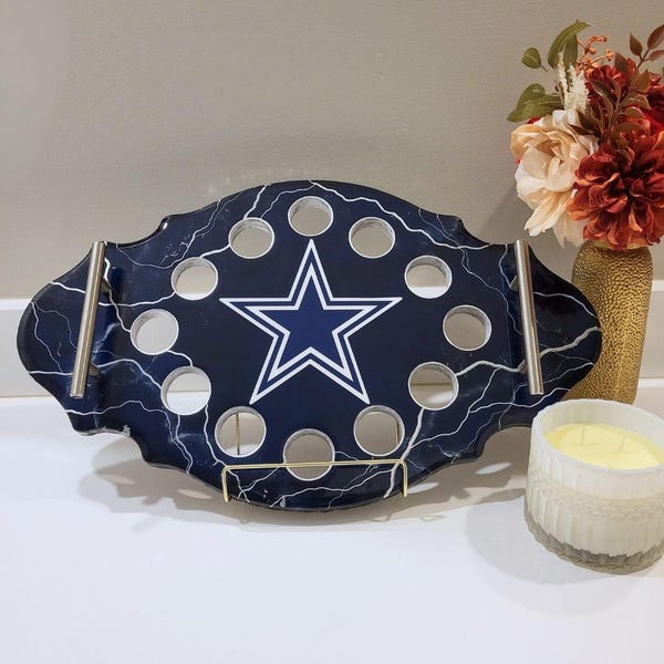 Bandeja para vasos de chupito de los Cowboys (12 ranuras) / Madera y resina / Fiesta deportiva / Día del partido / Regalo de Navidad