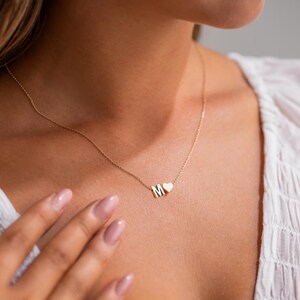Collar de iniciales Ampersand o corazón, collar de letras 3D, collar de nombre de burbuja, collar de aspecto minimalista, regalo para Navidad