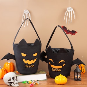 名前入りハロウィンキャンディバッグ、トリックオアトリートトート、ハロウィンコウモリパケット、子供用モノグラムハロウィンバケツバスケットバッグ