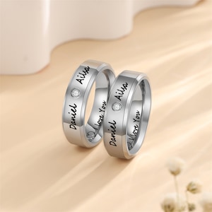Anéis de combinação personalizados para casais Anel de banda empilhável simples personalizável Anéis de prata de aço Anéis de promessa de aniversário para homens e mulheres