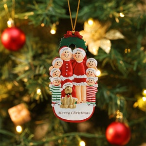 Family Christmas Ornaments, Christmas Tree Wood Ornaments, Family Dog Name Decor, Christmas Bauble, Xmas Decor, Christmas Keepsake