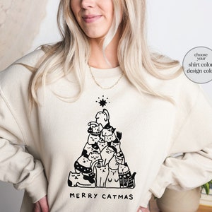 Merry Catmas Sweatshirt, Christmas Cat Sweatshirt, Cat Lover Sweatshirt, Cat Mom Sweatshirt, Christmas Family Matching Sweatshirt