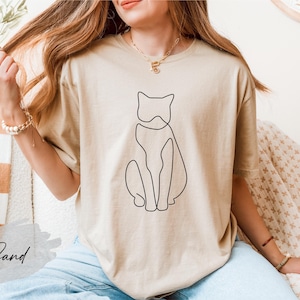 Cat Line Art Shirt, Cat Silhouette Shirt, Cat Lover Shirt, Minimalist Cat Tee, Cat Mom Shirt, Cat Dad Shirt, Cat Lover Gift, Cat Drawing Tee image 1