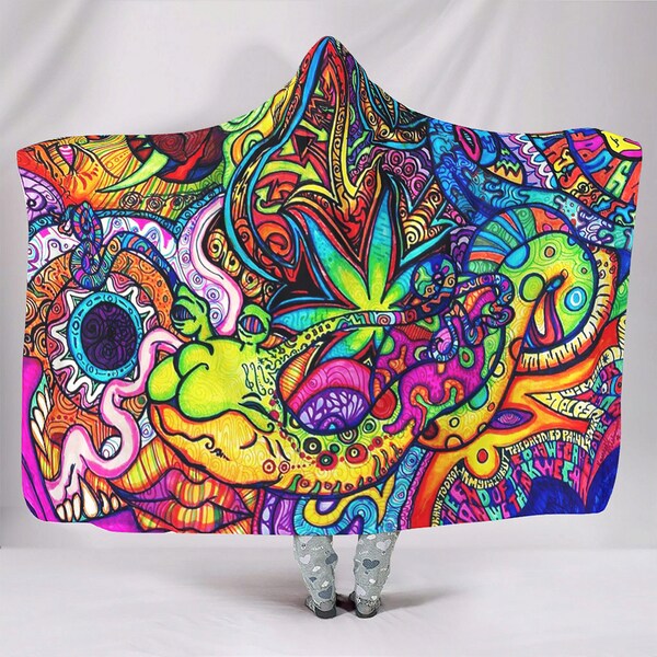 Trippy Pattern Print Hooded Blanket
