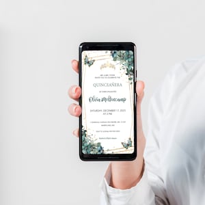 Digitale smaragdgrüne florale Schmetterlinge Quinceañera-Einladungsvorlage, Mis Quince 15 Anos Geburtstagseinladung, WhatsApp-Mail-Einladung, QUIN