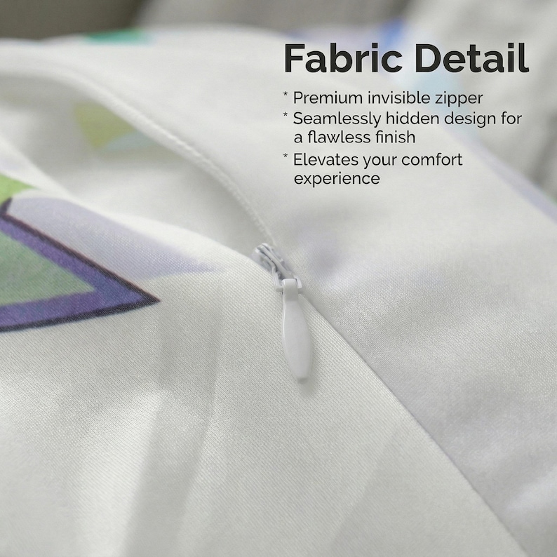 Peut inclure: Gros plan sur un tissu blanc avec une fermeture &eacute;clair invisible de qualit&eacute; sup&eacute;rieure. Le texte "Fabric Detail" est visible, ainsi que des puces d&eacute;crivant la conception sans couture de la fermeture &eacute;clair. Le tissu pr&eacute;sente un motif subtil avec des touches de vert et de violet.