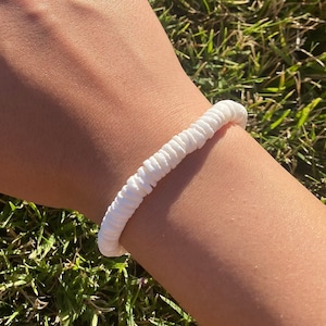 The Puka Shell Bracelet | White Shell Disc Bracelet, Beach Jewelry, Surf Style, Boho Hawaiian Summer Bracelet, Anklet, Perfect Gift