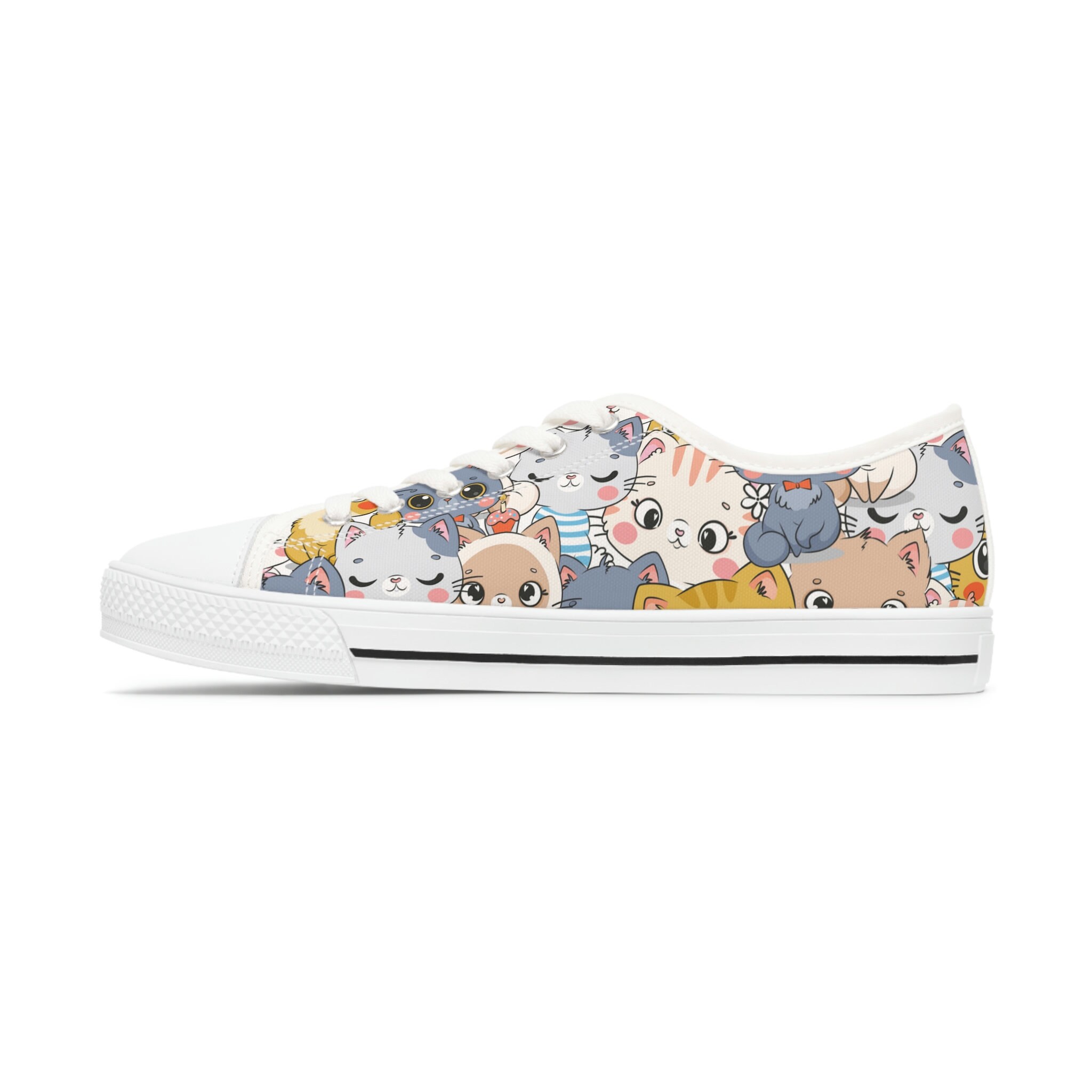 Kawaii Hey Cat Flowers Embroidery Sneakers main image 0