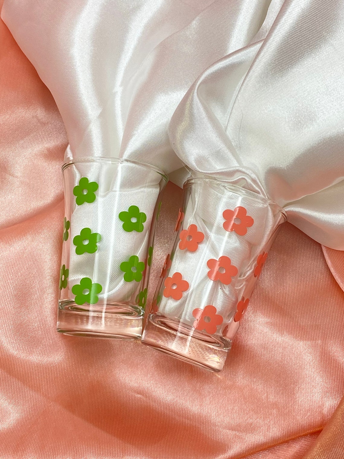 Custom Daisy FLOWER Shot Glass Vinyl Shot Glass Etsy