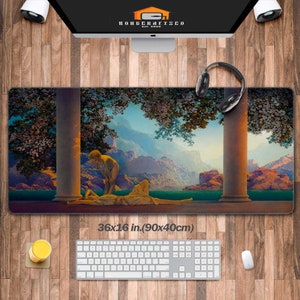 Puede incluir: Una alfombrilla de ratón grande y rectangular con una pintura de dos figuras en un entorno paisajístico. Las figuras están desnudas y están de pie frente a una gran masa de agua. El fondo es un bosque exuberante con montañas en la distancia. La alfombrilla de ratón mide 36 pulgadas por 16 pulgadas (90 cm por 40 cm).