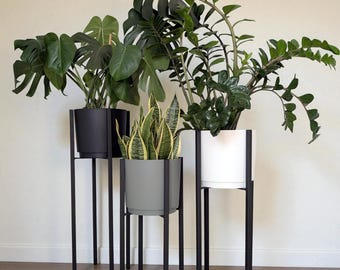 QWORK® plantenstandaard, bloemenstandaard metaal, verstelbare breedte 20-30cm voor gebruik binnen en buiten, zwart
