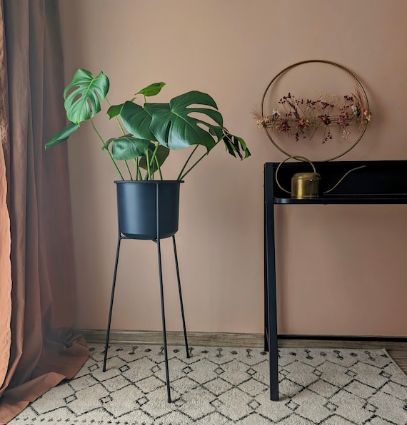 blumenstnder fr aussen Blumenstnder Elegant mit Schale  Handgefertigte Rostdeko aus Metall