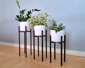 Metal plant stand black with pot- Modern houseplant decoration - Stylish flower pot holder Handmade 4 legs