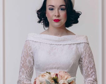 1950s Lace Wedding Dress, Good Luck Horseshoe Applique, Bateau Neckline
