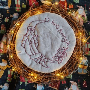 Kris Kringle Candlemat Primitive Stitch Hand Embroidery PDF Pattern Instant Download
