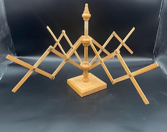 Vintage Umbrella Tabletop Yarn Swift Wool Winder