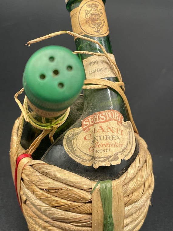 Vintage Mini Intertwined Chianti Bottles With Raffia Trim - Etsy