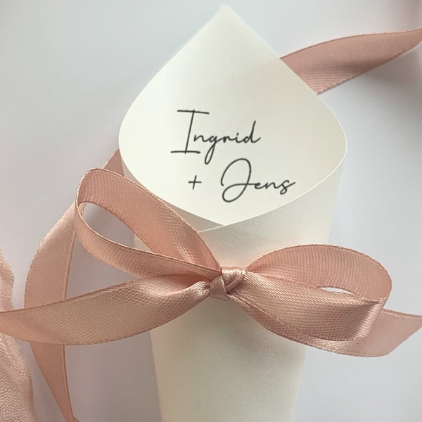 Personalized Wedding Confetti Cones and Biodegradable Confetti | Set of 10 | Luxe Paper Design | Subtle Shimmer | Handcrafted | Style #38