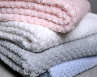 Soft Honeycomb Waffle Baby Fleece Blanket - Perfect Newborn Gift for Cot or Pram (60x90cm)