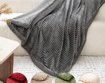 Luxury Ribbed Fleece Sherpa Throw 130x160cm - Reversible Blanket - Ultra Soft, Warm & Cosy