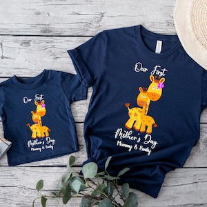 Personalized Giraffe Mother&#39;s Day Shirt: Matching Mommy and Me Outfit