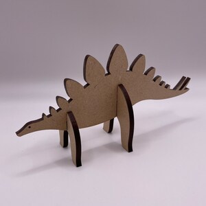 Stegosaurus Dinosauro Biglietto 3D Personalizzato. Fai da Te Pop Up Letterbox Regalo. Decorazione per Interni. Ricordo in Legno