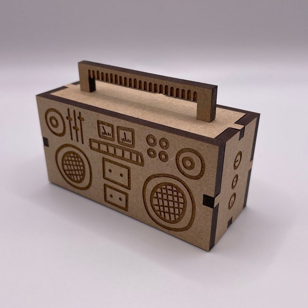 Haring inspiré Crazy Feet Retro Boom Box Ghetto Blaster Carte 3D personnalisée. DIY Pop Up Letterbox Cadeau. Décoration intérieure. Souvenir en bois