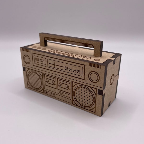 Retro Boom Box Ghetto Blaster Carte 3D personnalisée. DIY Pop Up Letterbox Cadeau. Décoration intérieure. Souvenir en bois